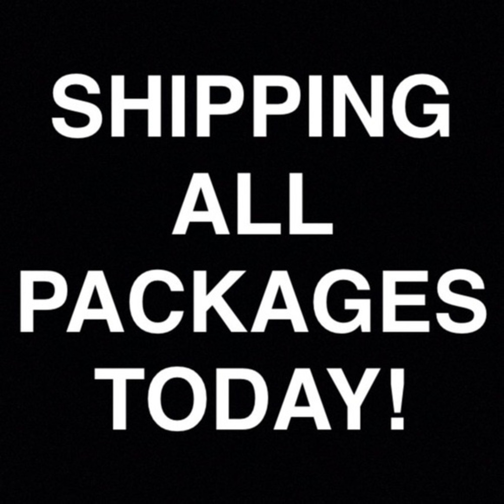 Shipping today! Make an offer!!!